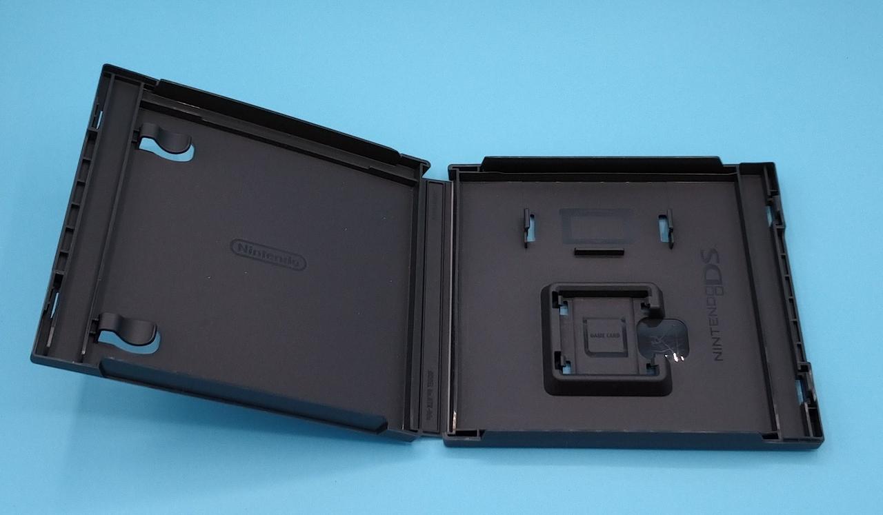 パッケージ内側にもキズあります。