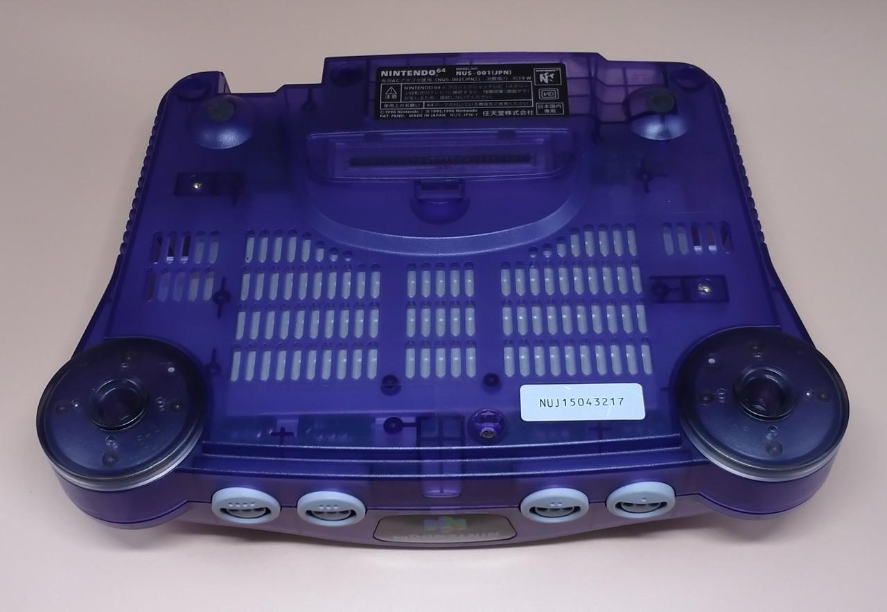 本体裏面です。