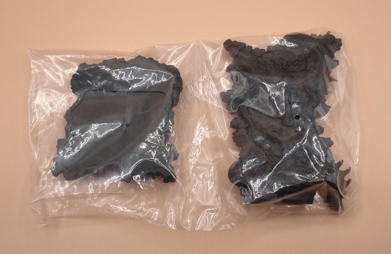 台座の別角度からの写真です。