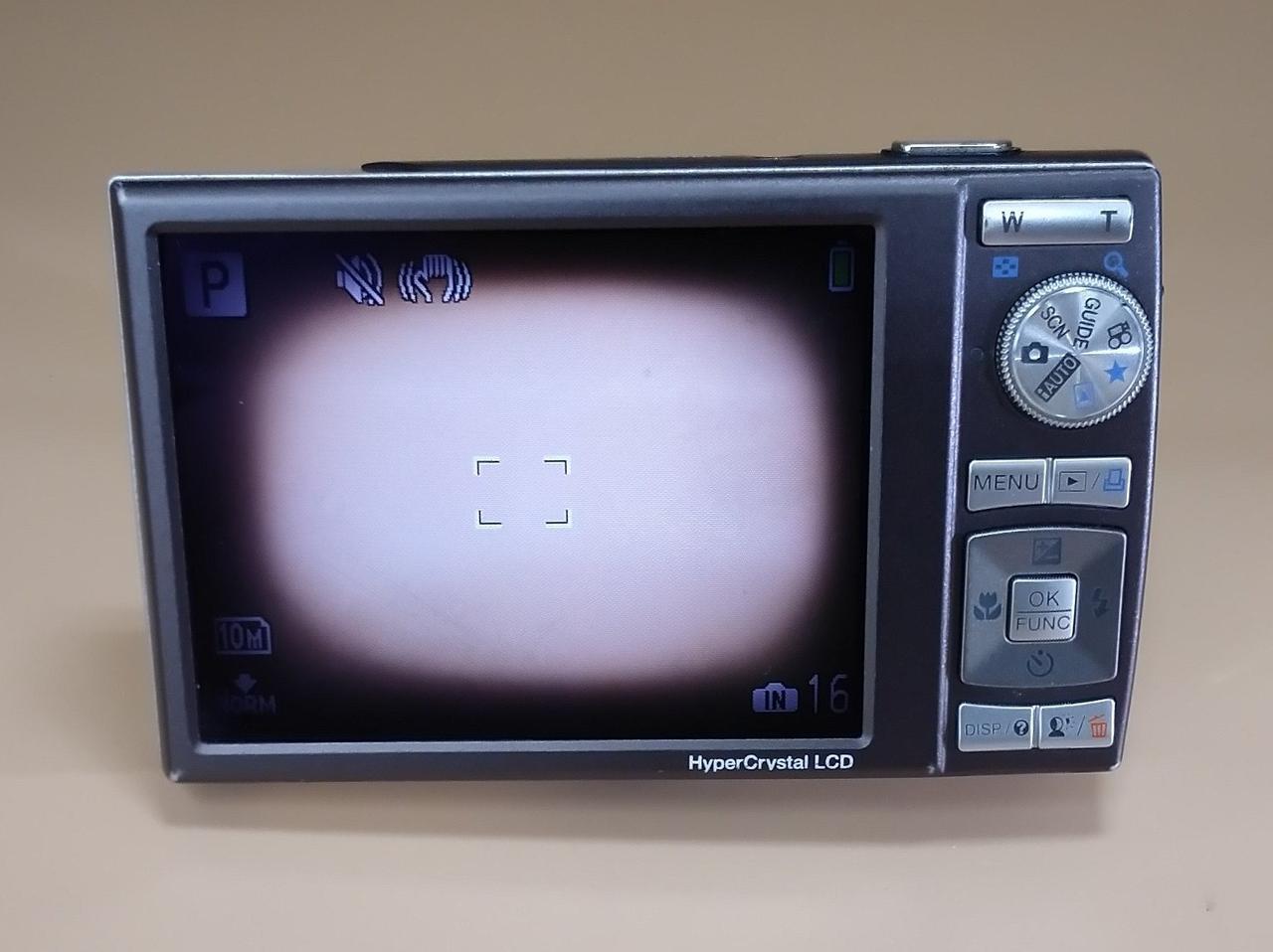 液晶画面に異常が見られます。