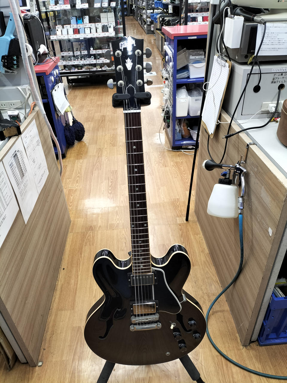 ノーブランド　GIBSONタイプ　セミアコースティック　エレキギター ギブソン(GIBSON)|セミアコースティック|HARDOFFオフモール