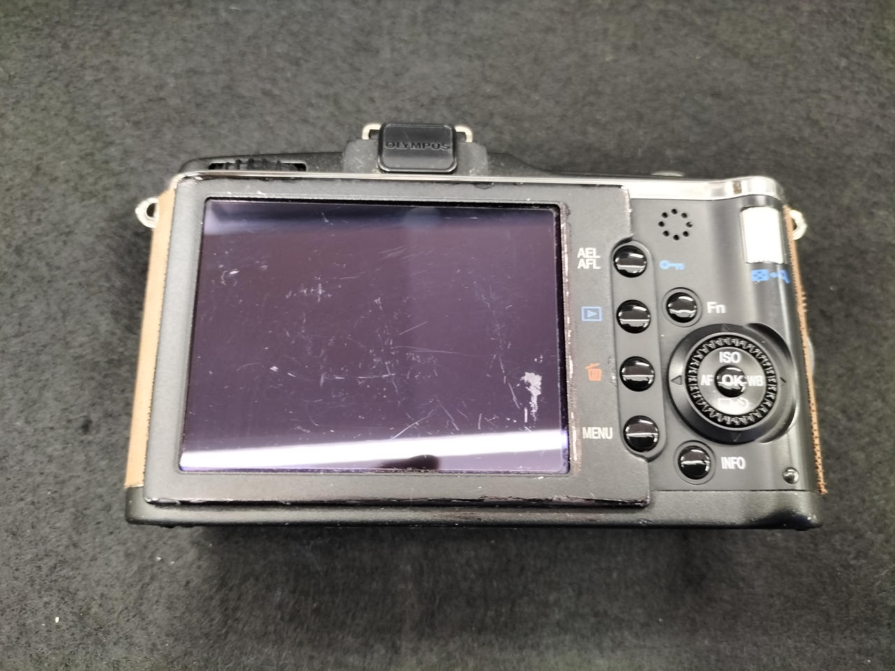 美品【更に値下げ】おまけ多数　オリンパス　ミラーレスカメラ OLYMPUS (オリンパス) ミラーレス一眼カメラ レンズ3個・専用