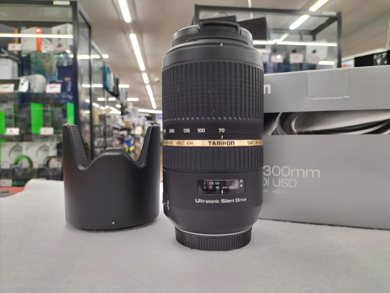 EOS 70D + TAMRON レンズ 【麺屋まんぞ→】 Amazon.co.jp: TAMRON 望遠ズームレンズ AF70-300mm F4-5.6 Di