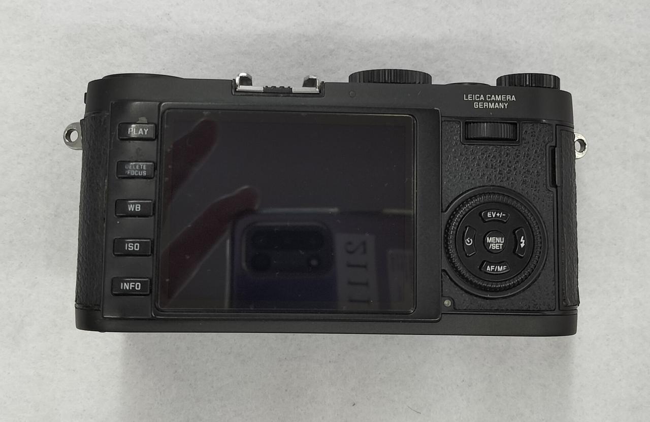 uno Leica X1 美品 中古】Leica ライカ X1 ブラック コンパクトデジタルカメラ 元箱