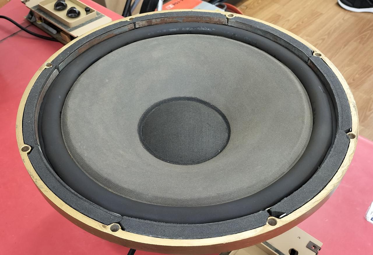 オーディオ機器 スピーカー TANNOY タンノイ HPD 385A 高額買取実施中!!】TANNOY ARDEN HPD 385A 同軸型スピーカー