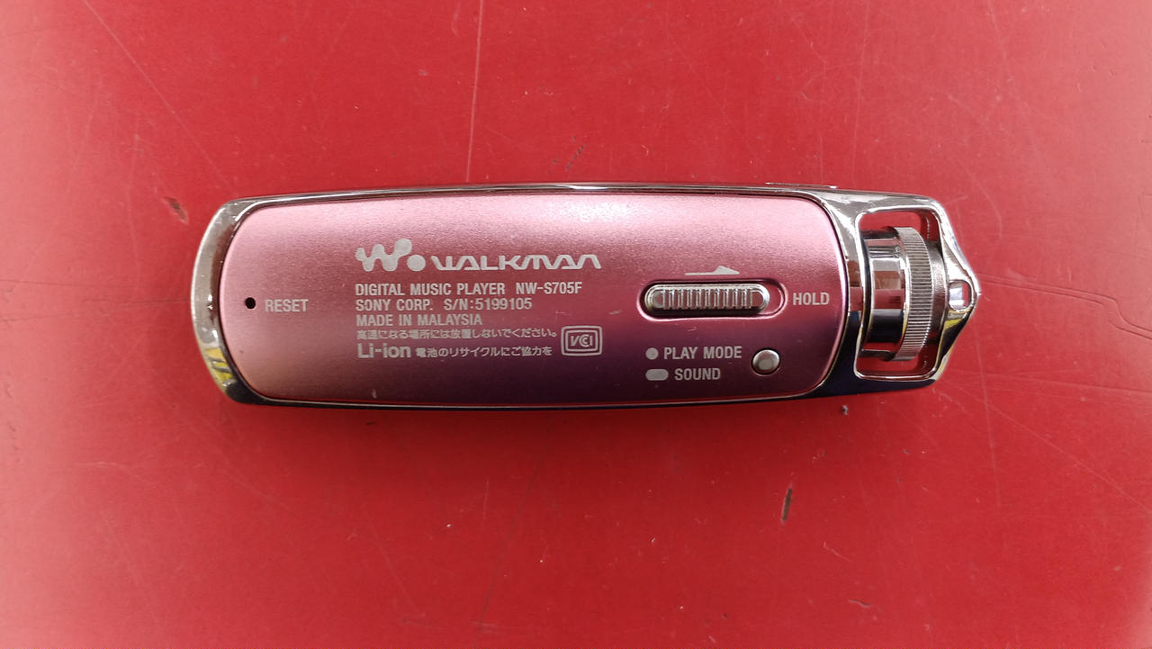 【中古】Sony ウォークマン WALKMAN NW-S705F s-l400.jpg