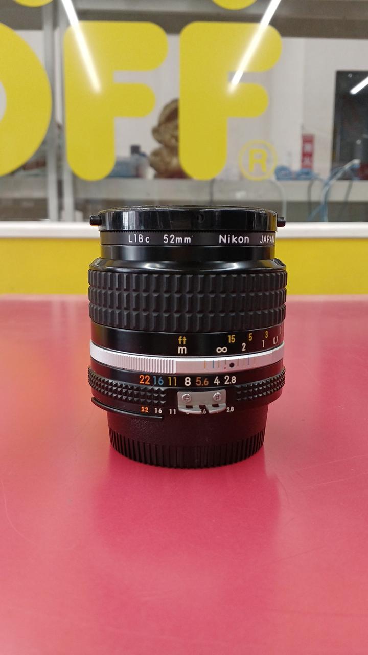 NIKON/単焦点レンズ/105mmF2.8D/3489129/カメラ関連/Bランク/88【中古】 NIKON/単焦点レンズ/105mmF2.8D/3489129/カメラ関連/Bランク/88