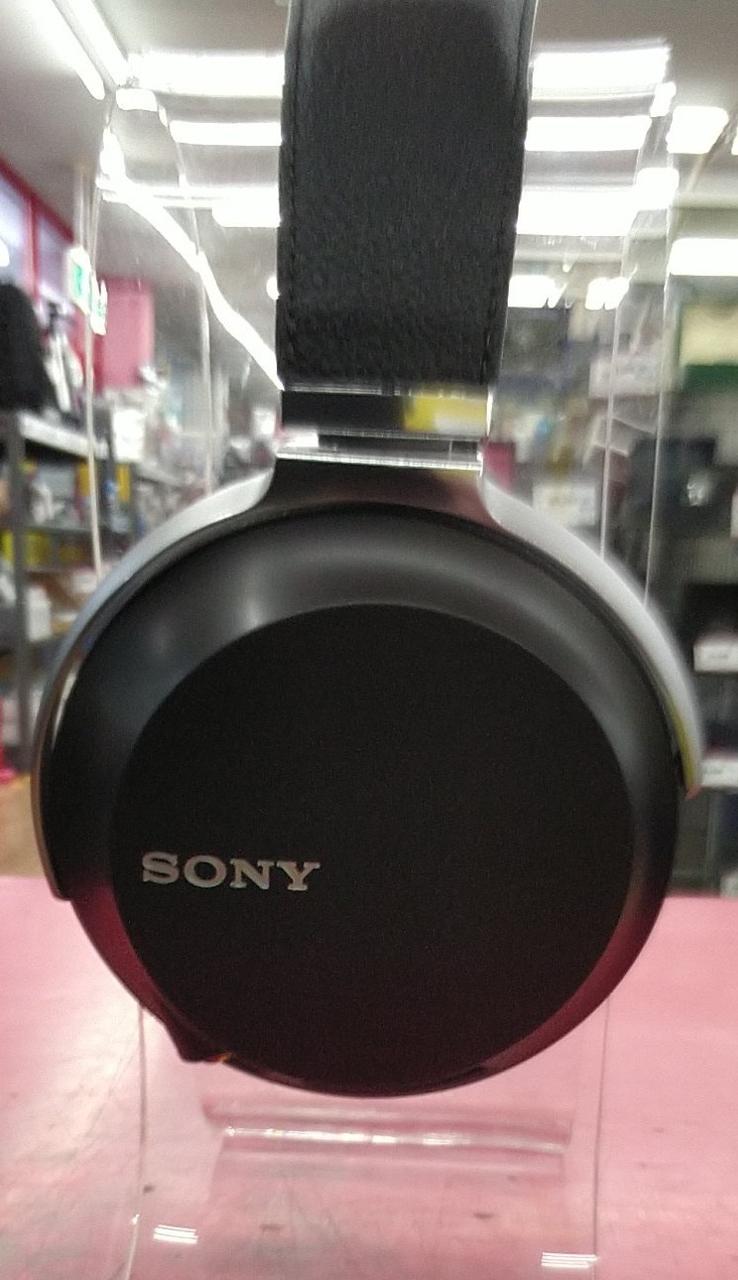 クリアスタンドは付属しません