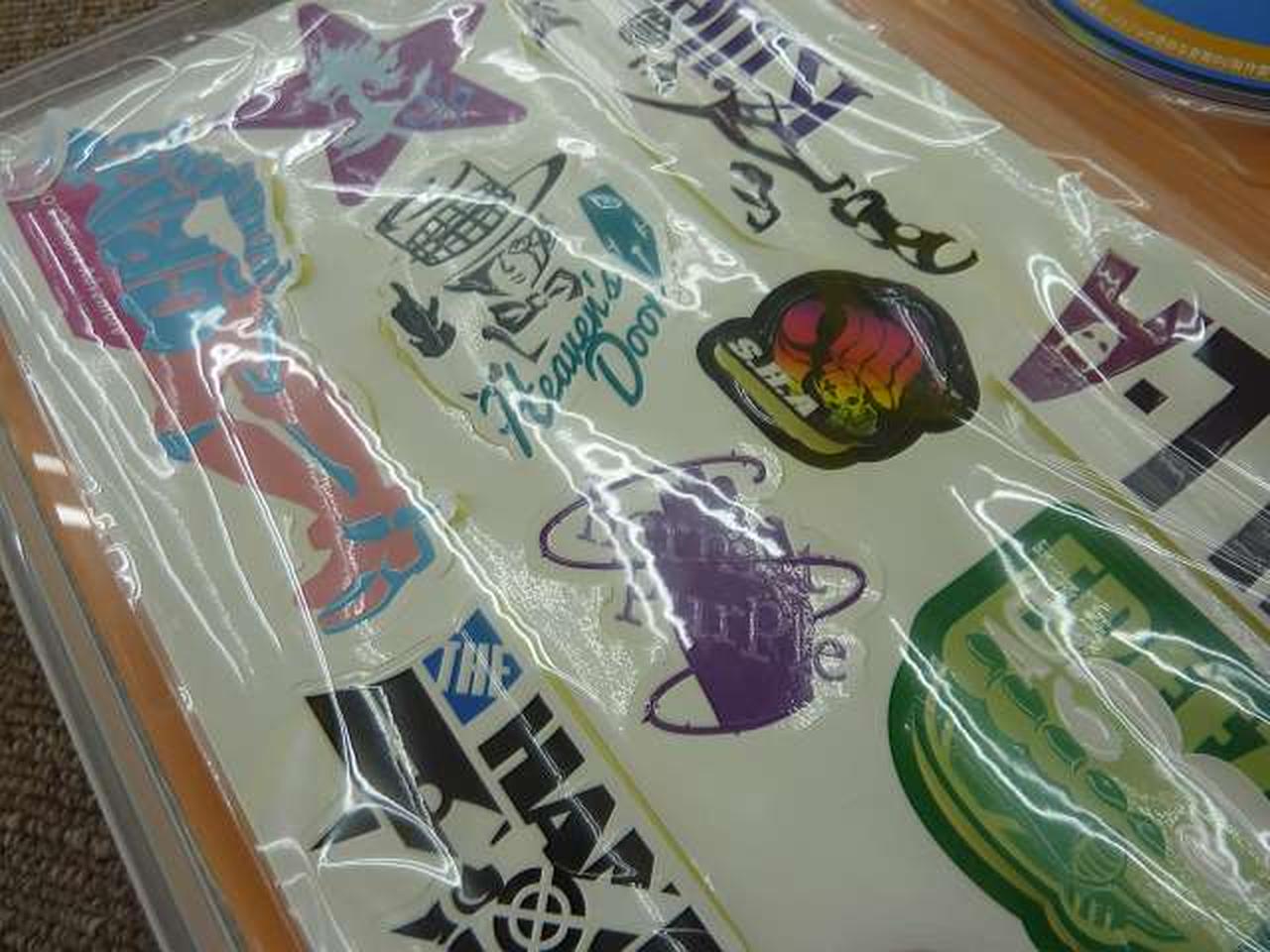 11巻ステッカー経年で剥がれ始め