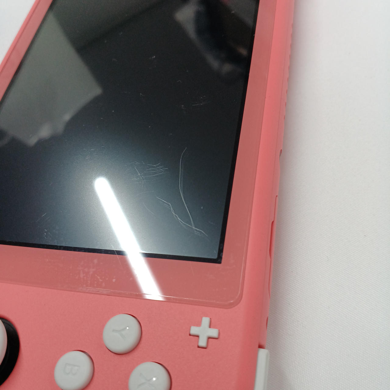 保護シールに傷あり