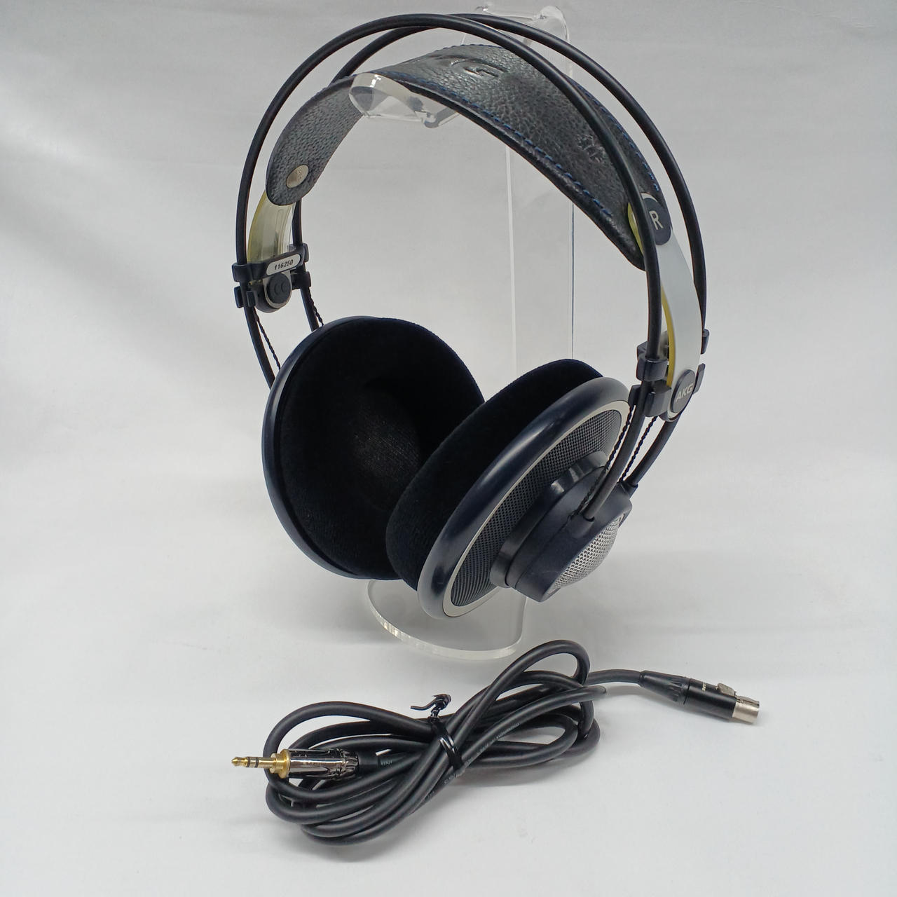 AKG （アーカーゲー）k702 有線ヘッドホン K702(ケー702) : AKG/リファレンスヘッドホン