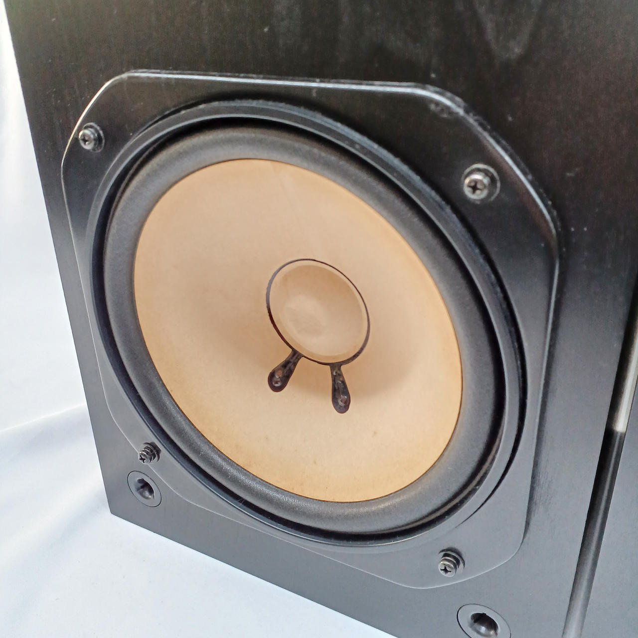 センターキャップ凹みあり