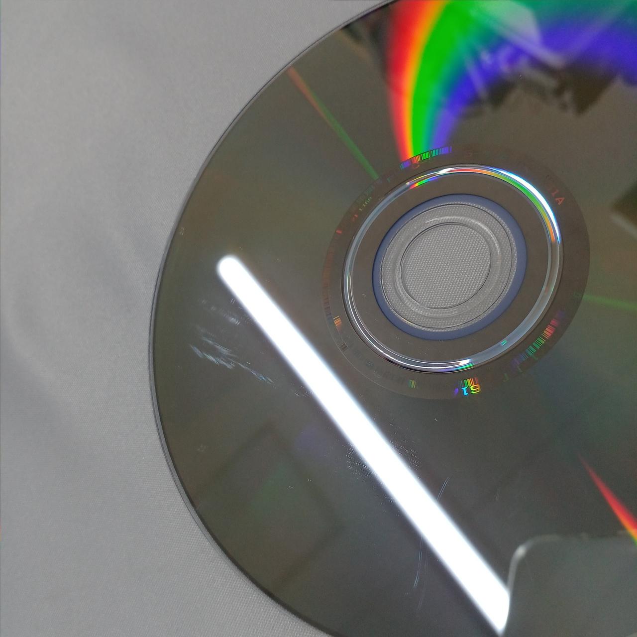ディスク3やや目立つ傷あり