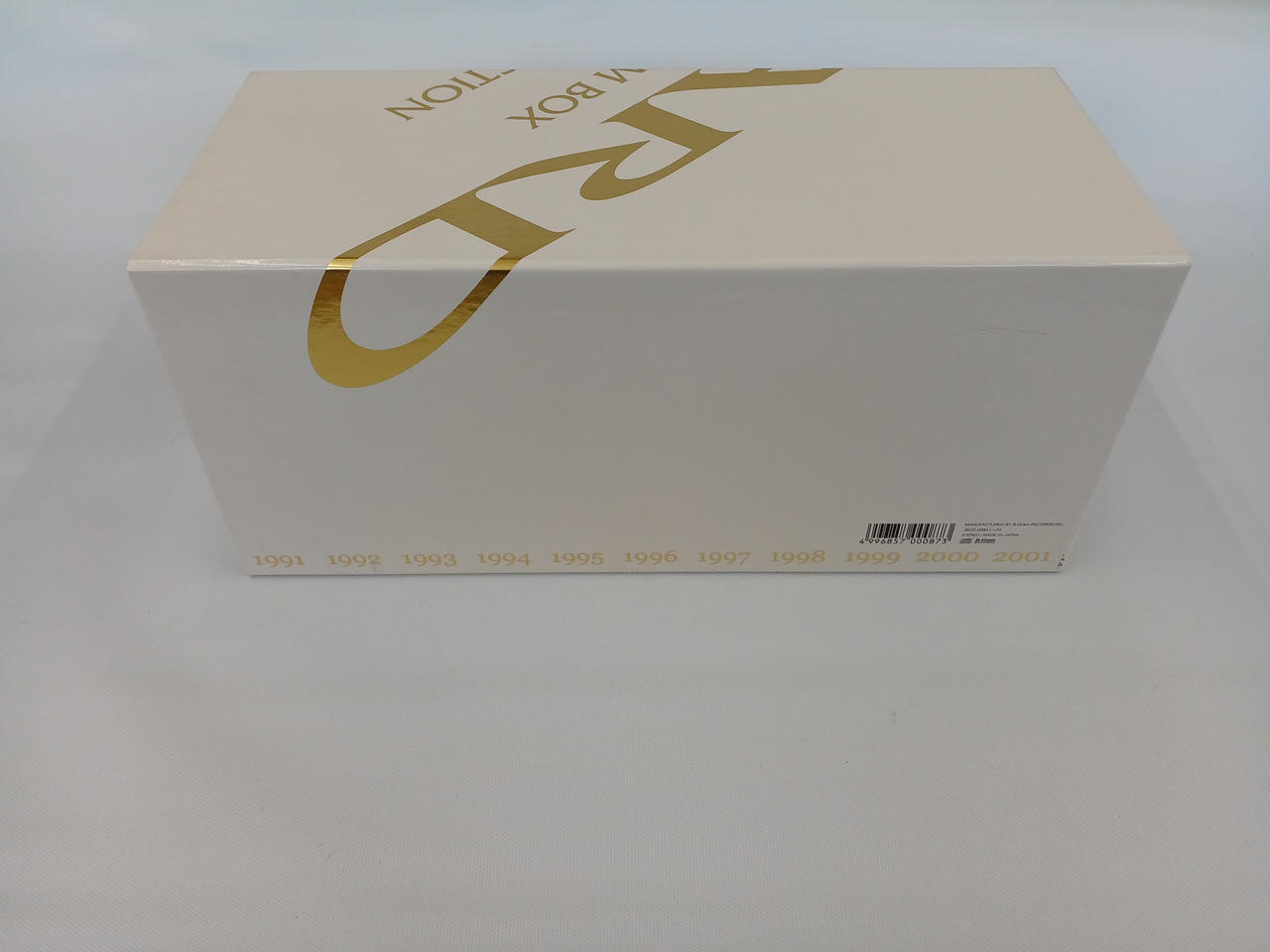 ZARD PREMIUM BOX 1991-2001 ファンクラブ会員限定品 ZARD PREMIUM BOX 1991-2001 シングルコレクション ザード