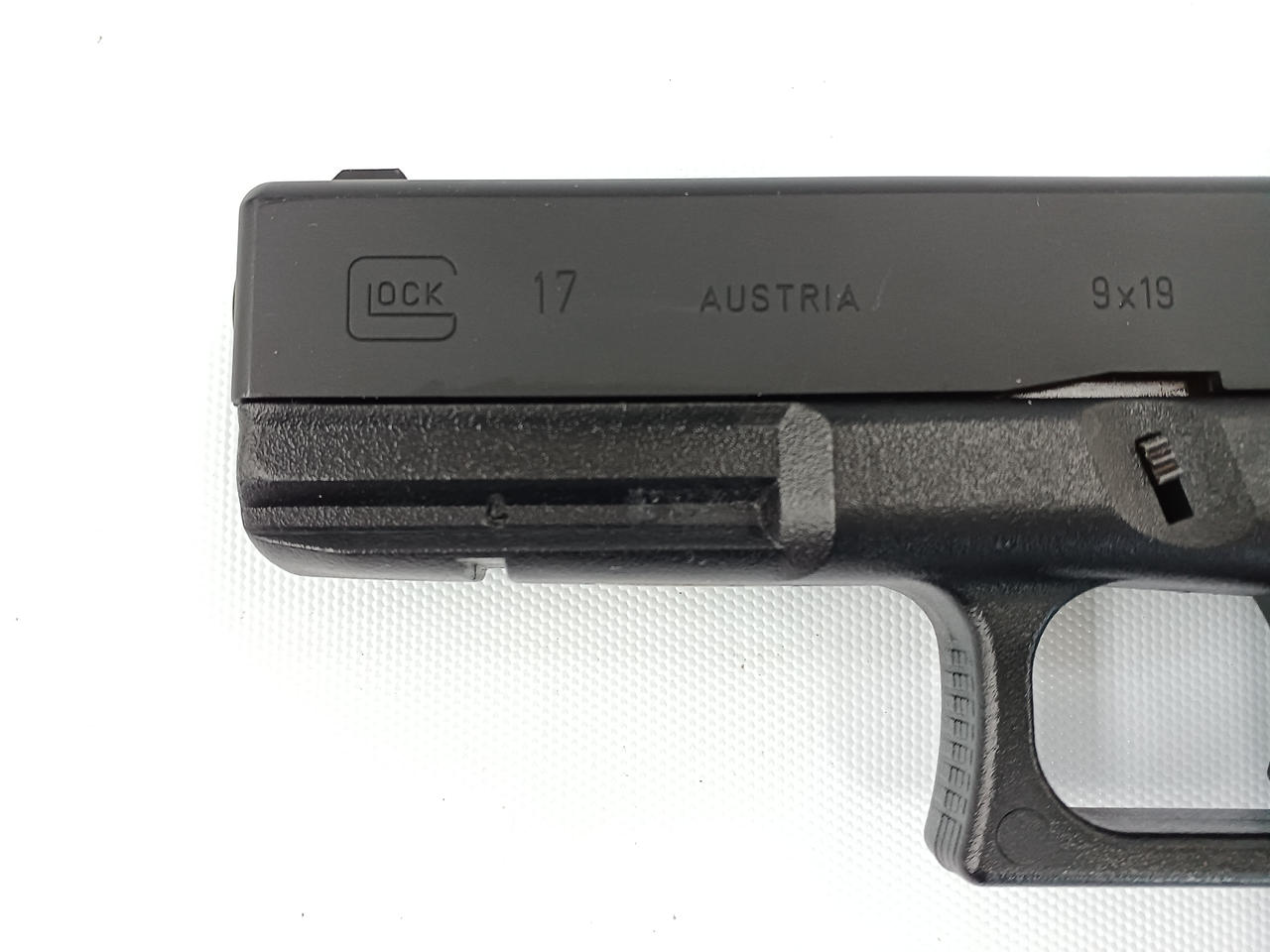 下の細い溝にキズ、ヨゴレ