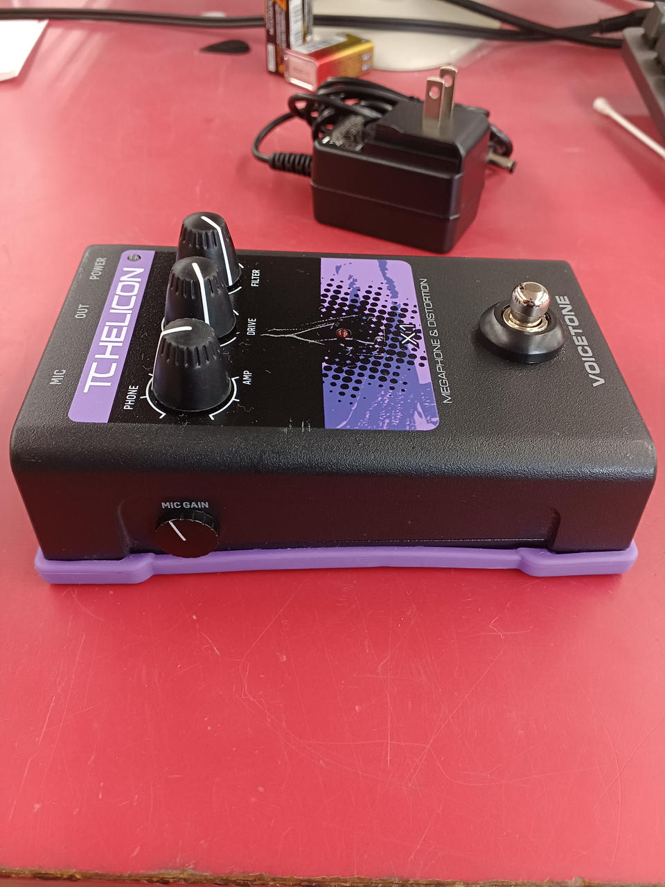 TC-HELICON VOICETONE X1 ボーカルエフェクター TC Helicon VOICETONE X1 Pedal para vocal/voz | Amazon.com.br