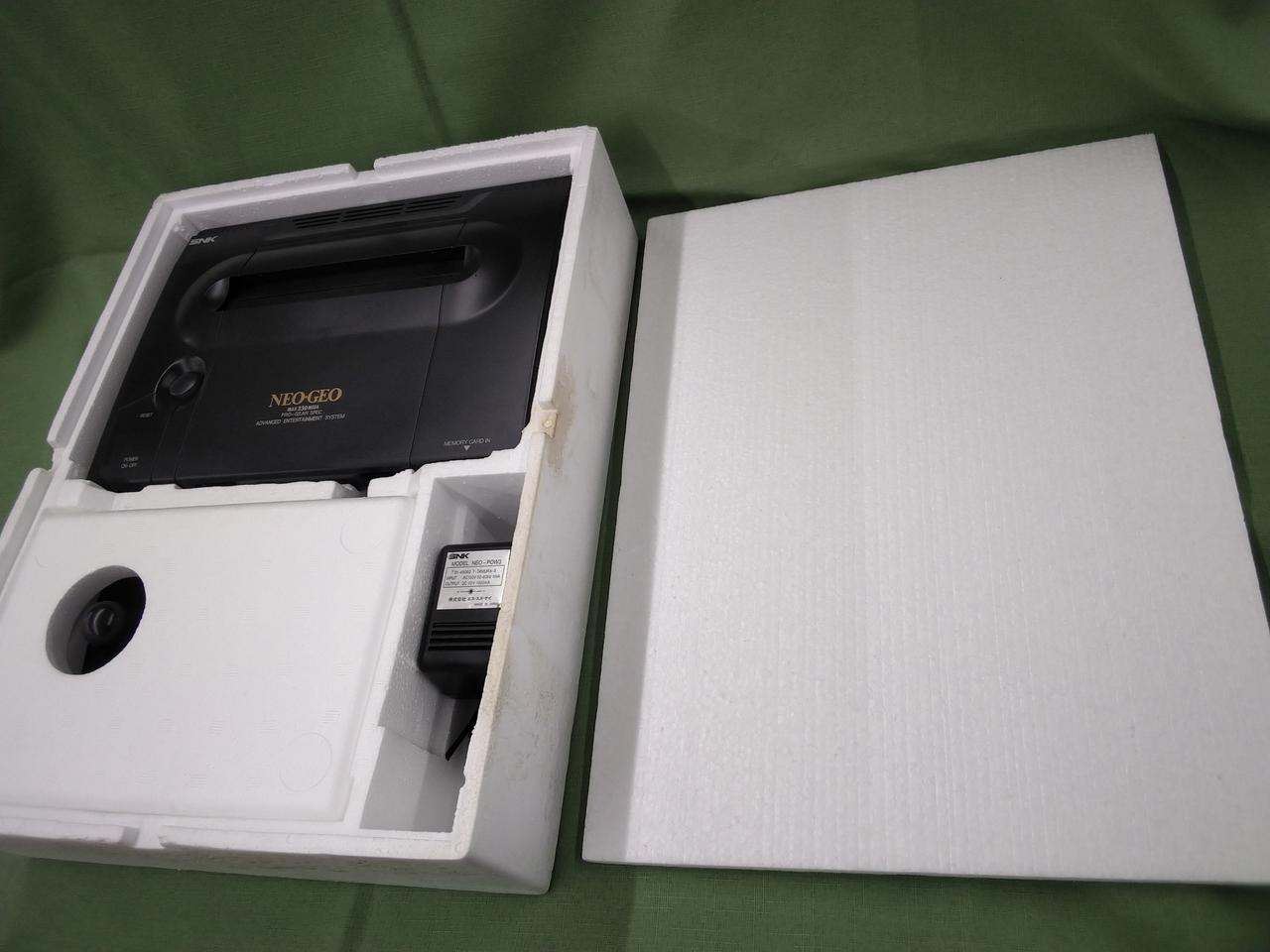 SNK NEO・GEO   未使用に近い エスエヌケイ(SNK)|NEO・GEO|HARDOFFオフモール（オフモ