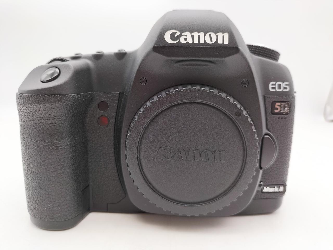 Canon一眼レフカメラ Canon-EOS-80D_8_11zon.png