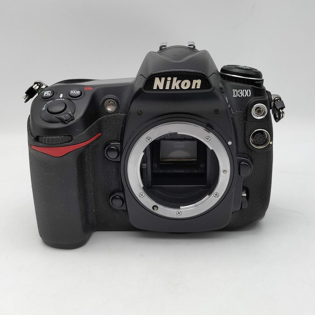 ★実用品★Nikon ニコン D300 ボディ #20111 ニコン D300 ボディ 価格比較 - 価格.com