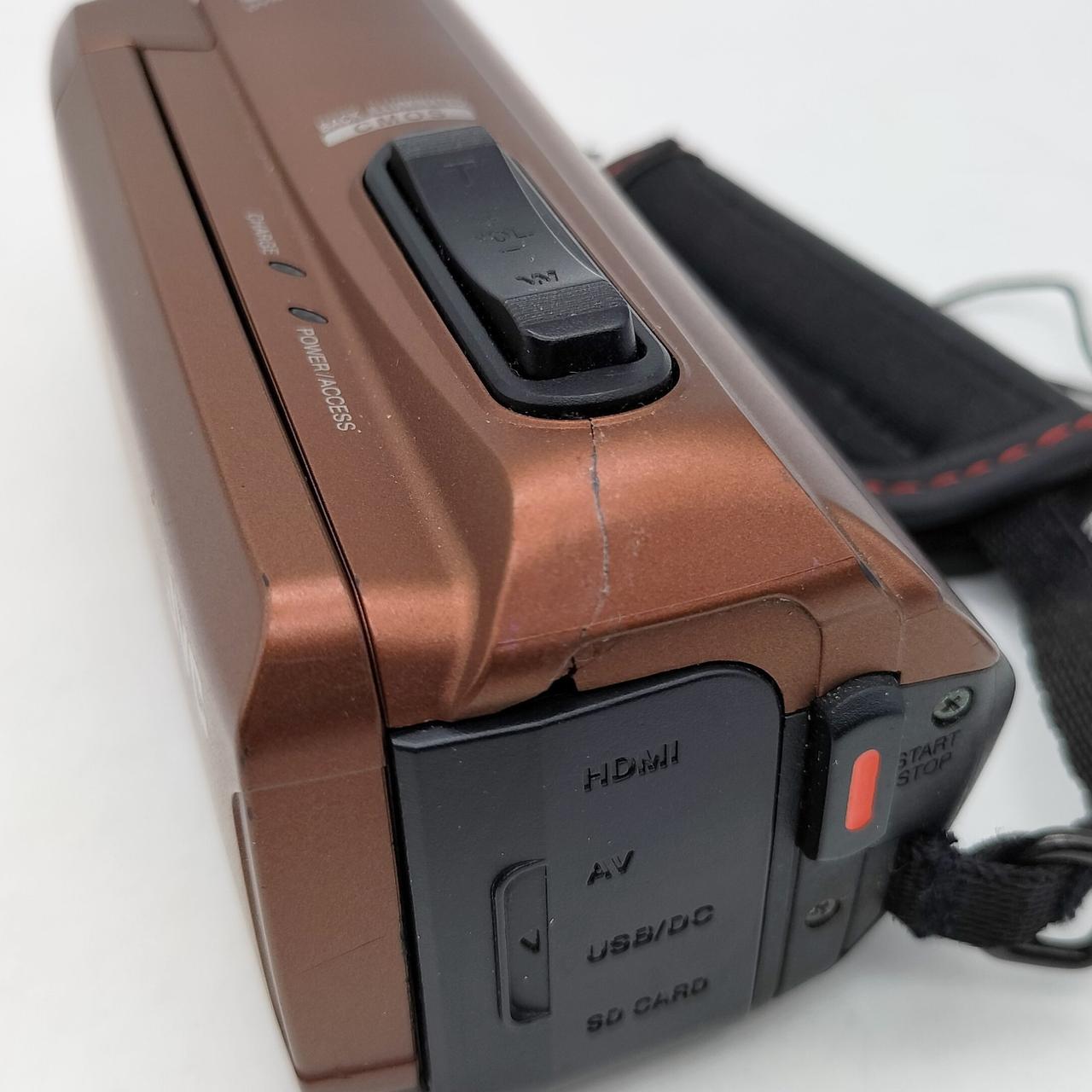 ヒビ割れあります。