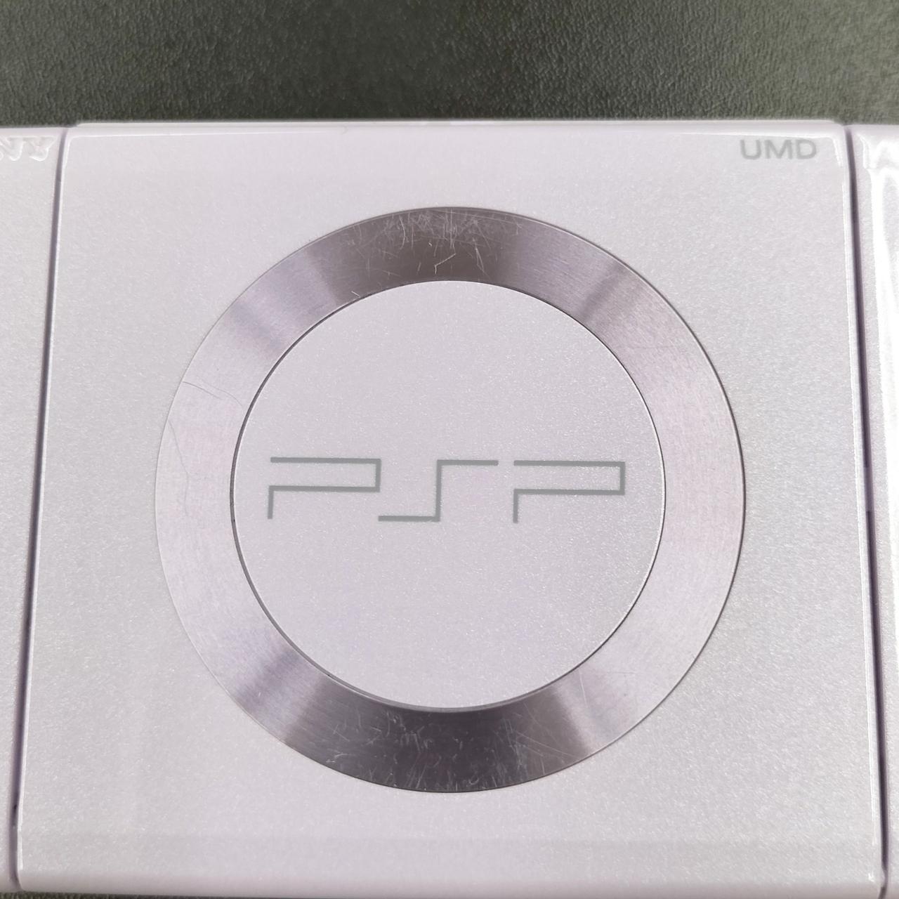 キズあります。