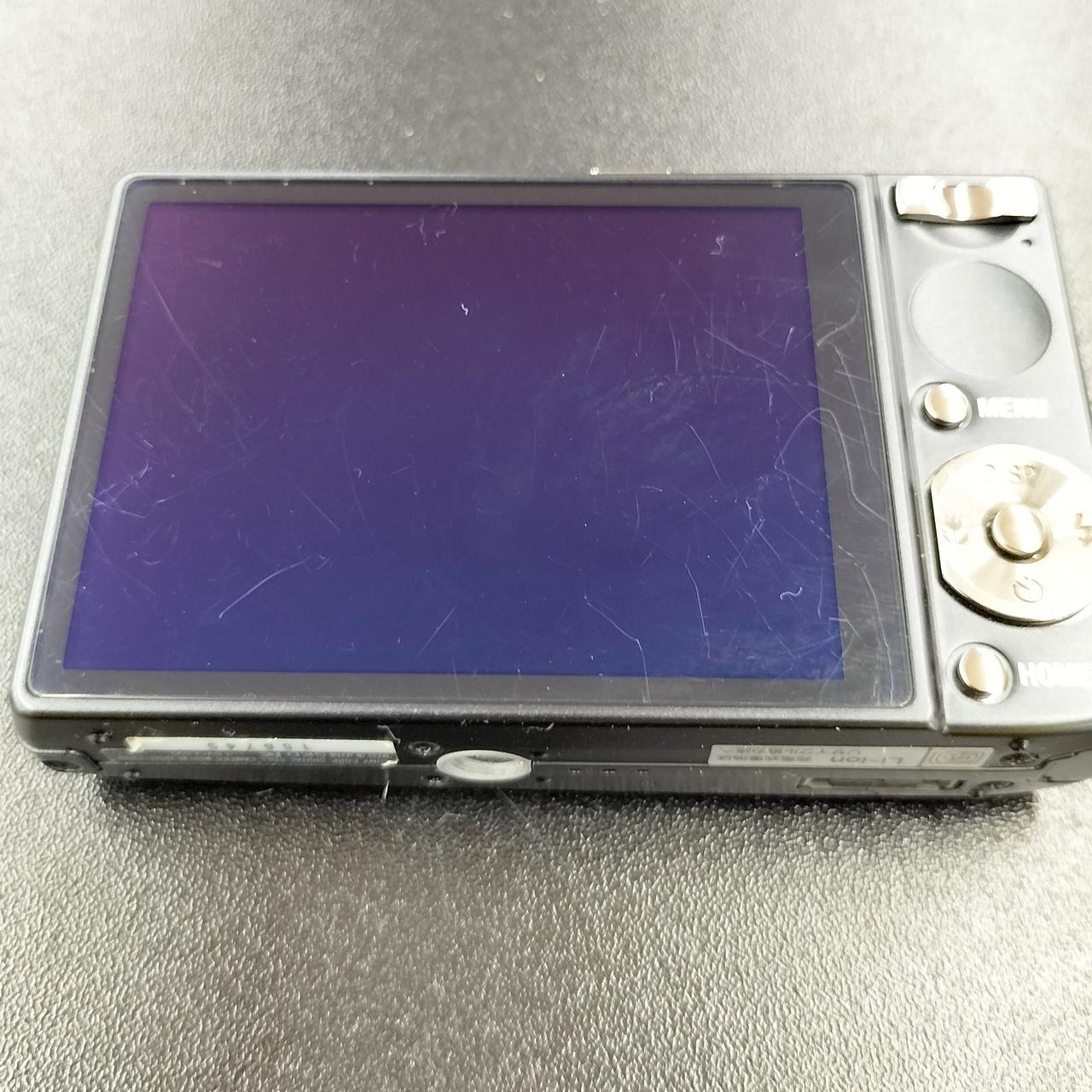 液晶キズあります。