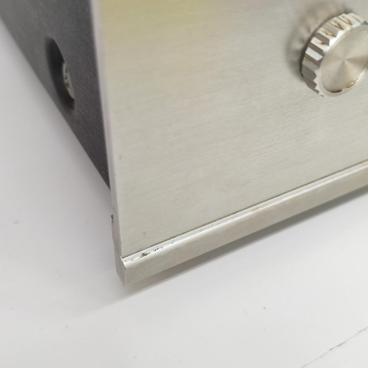 キズあります。