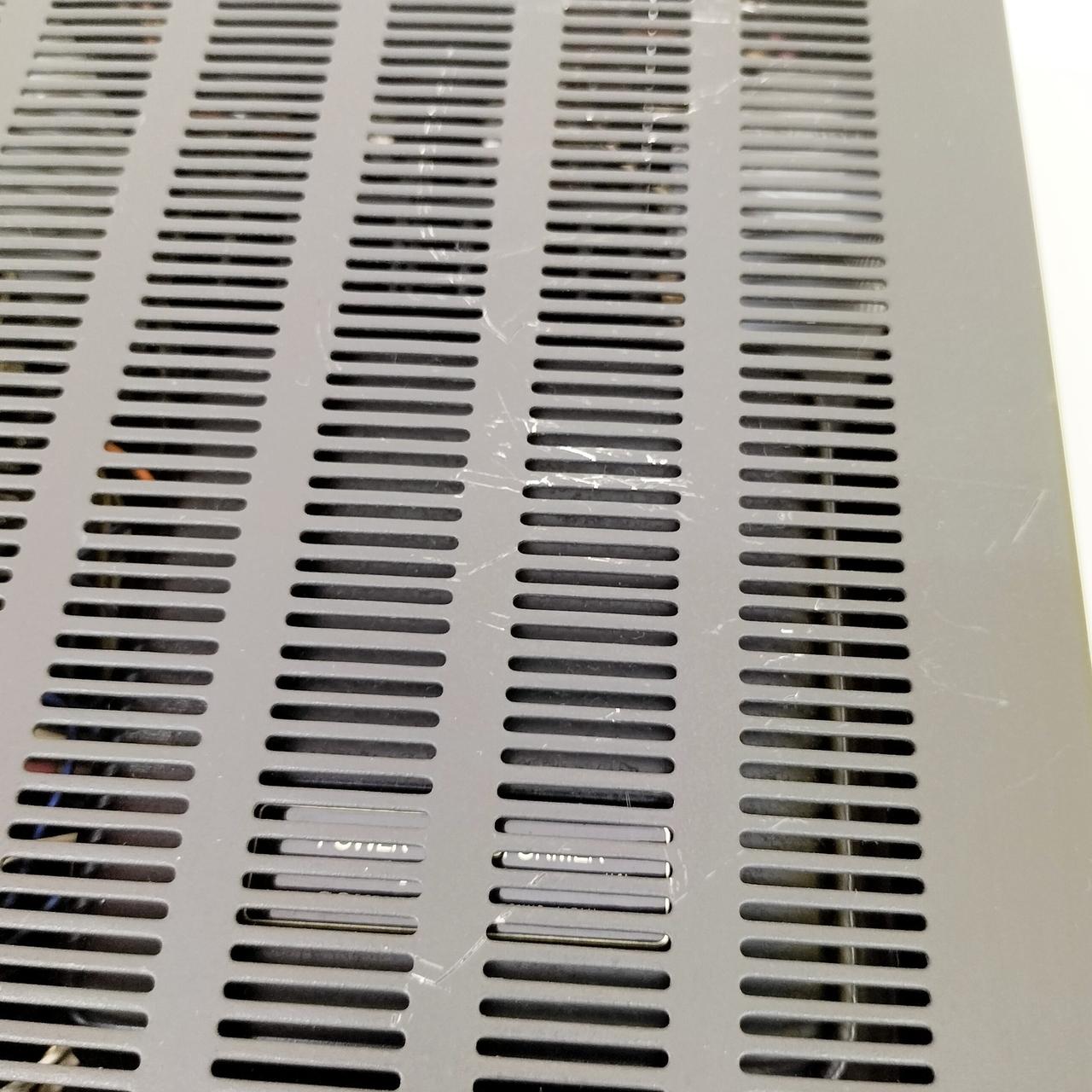 キズあります。