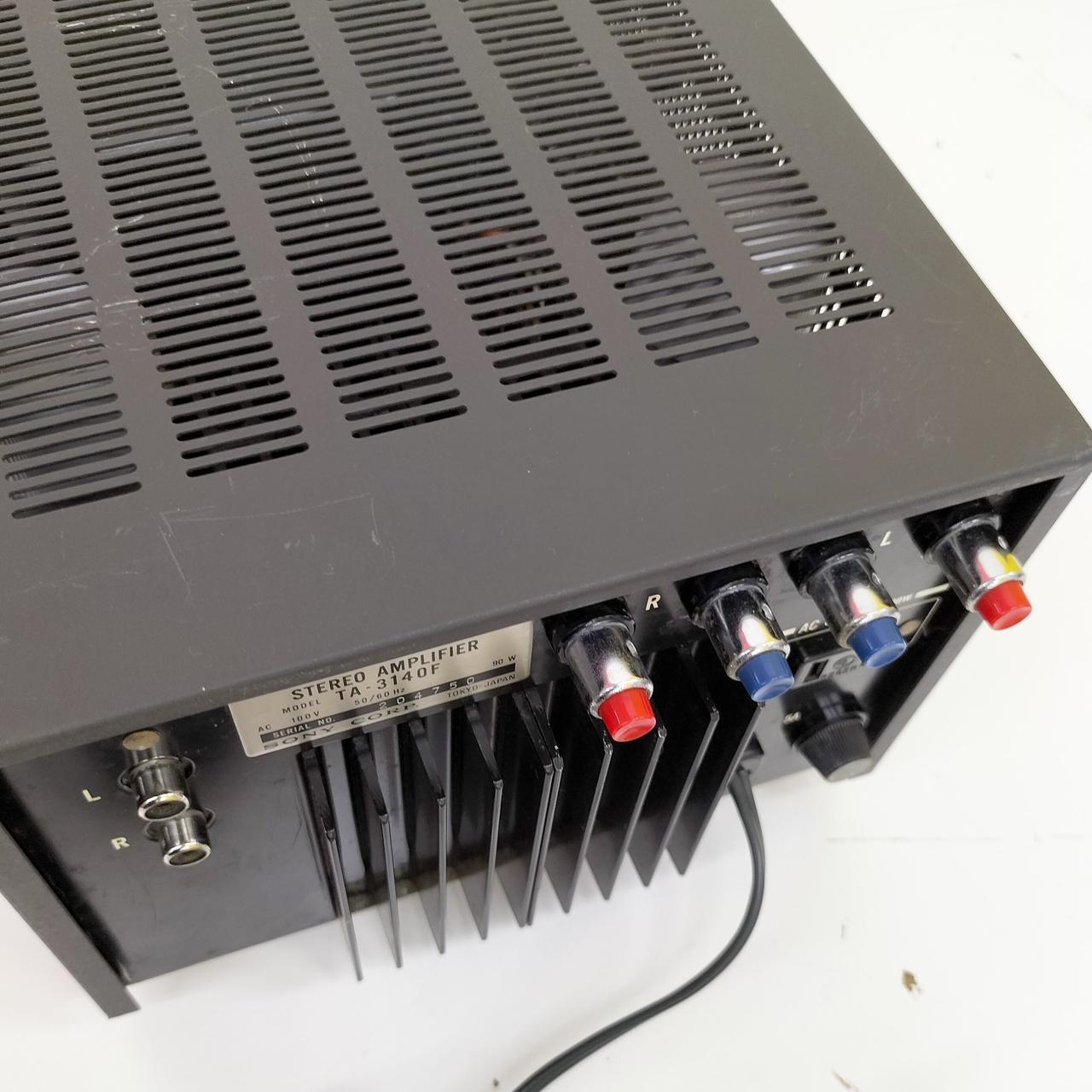 キズあります。