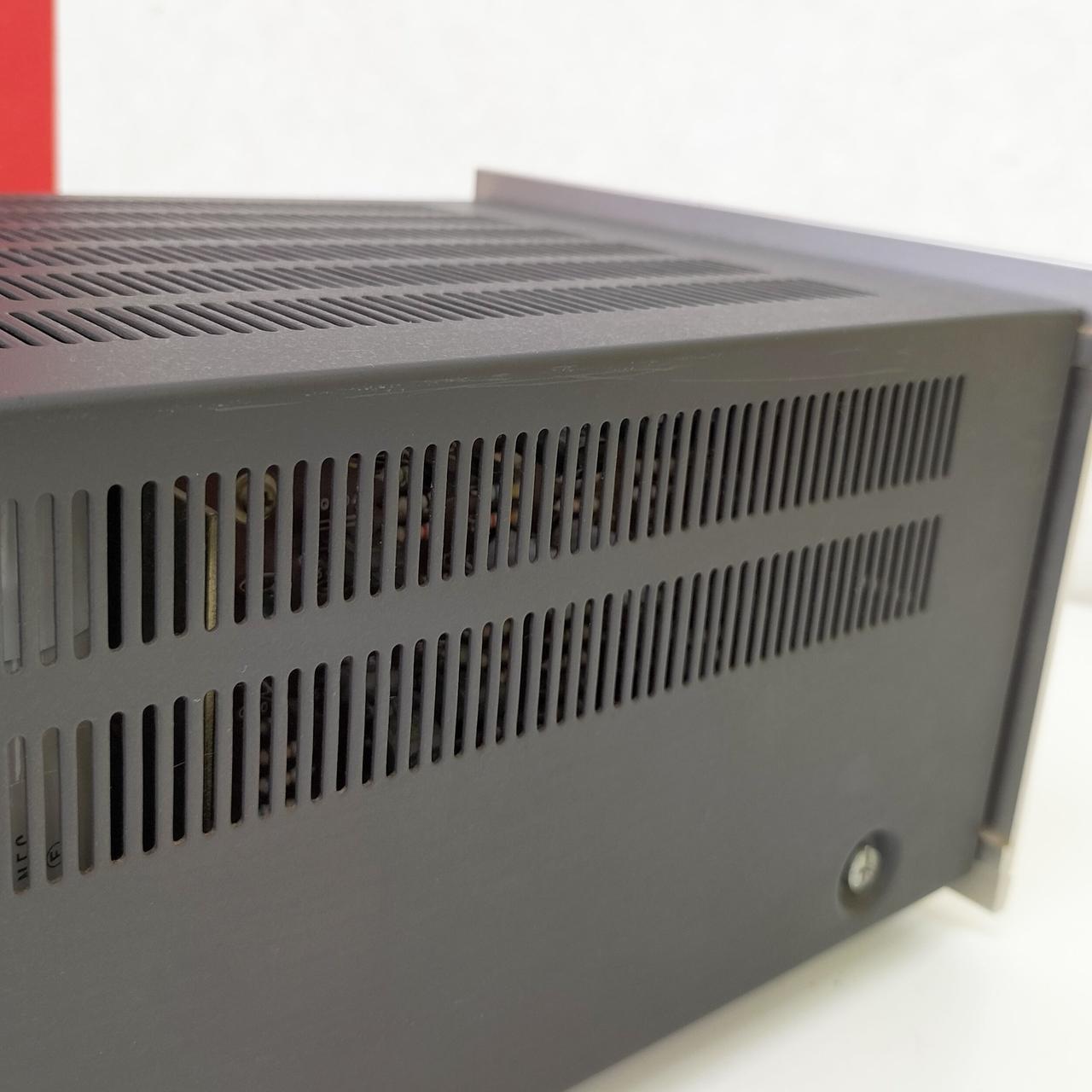 キズあります。