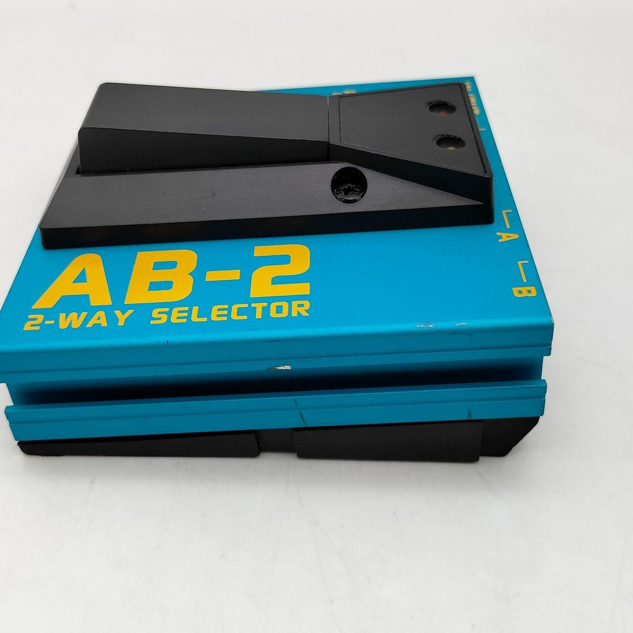 キズあります。