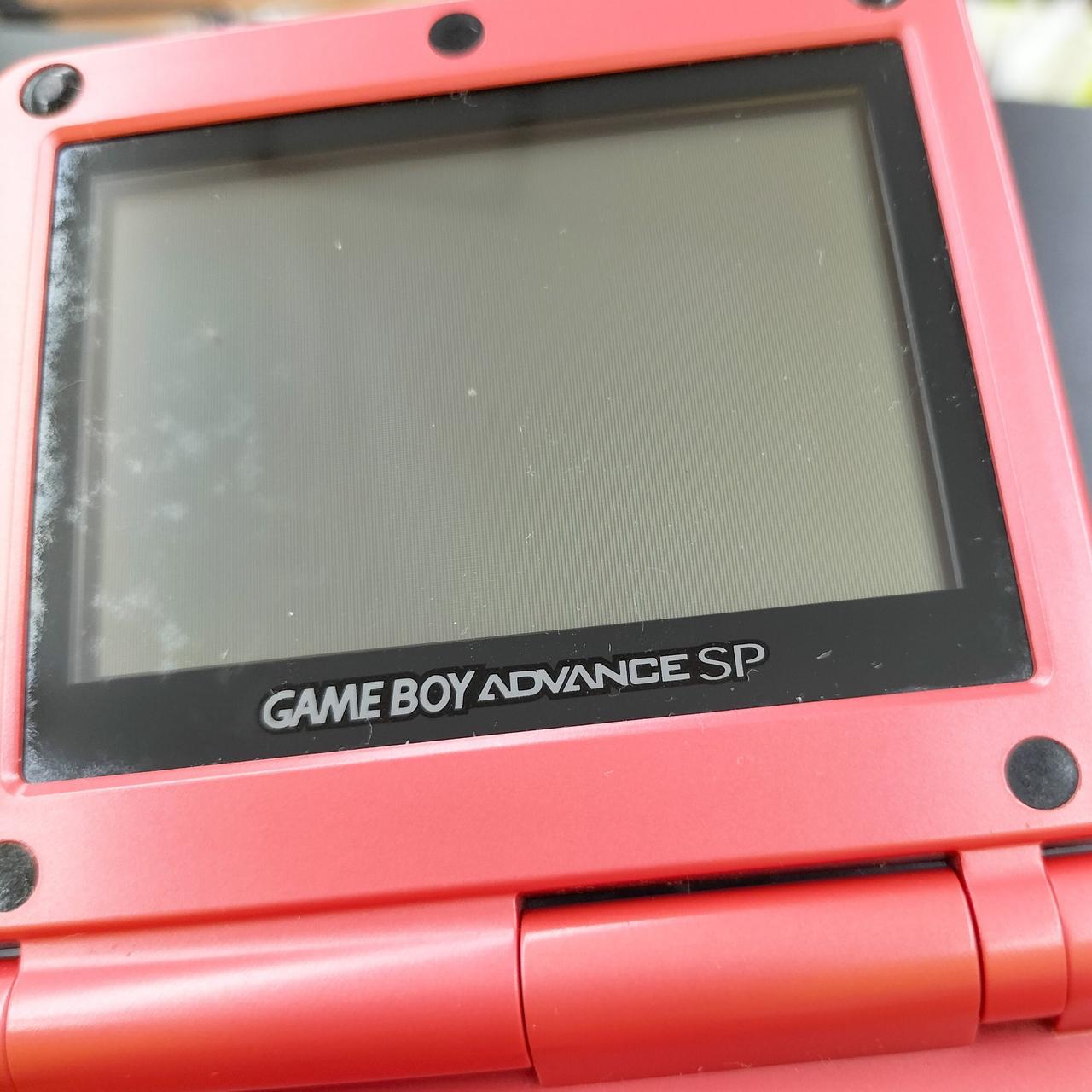 液晶に細かいキズのがあります