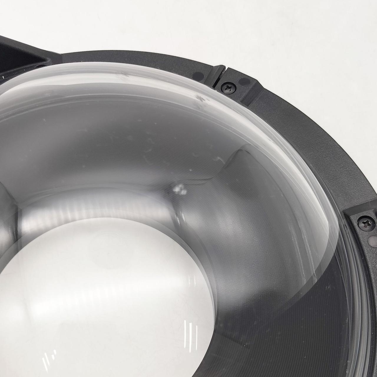 キズあります。