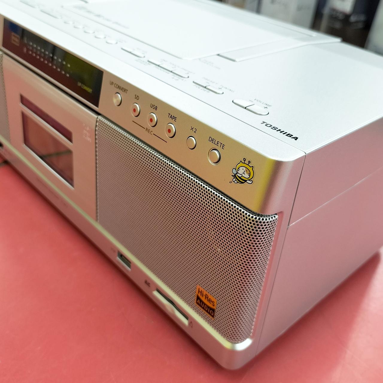 シール貼っています