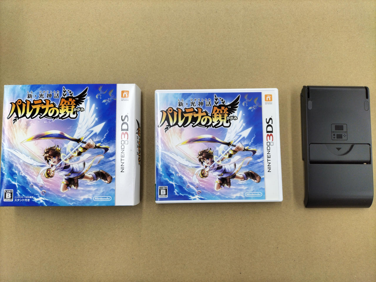 NINTENDO / 任天堂|3DSソフト 新・光神話 パルテナの鏡[専用スタンド同