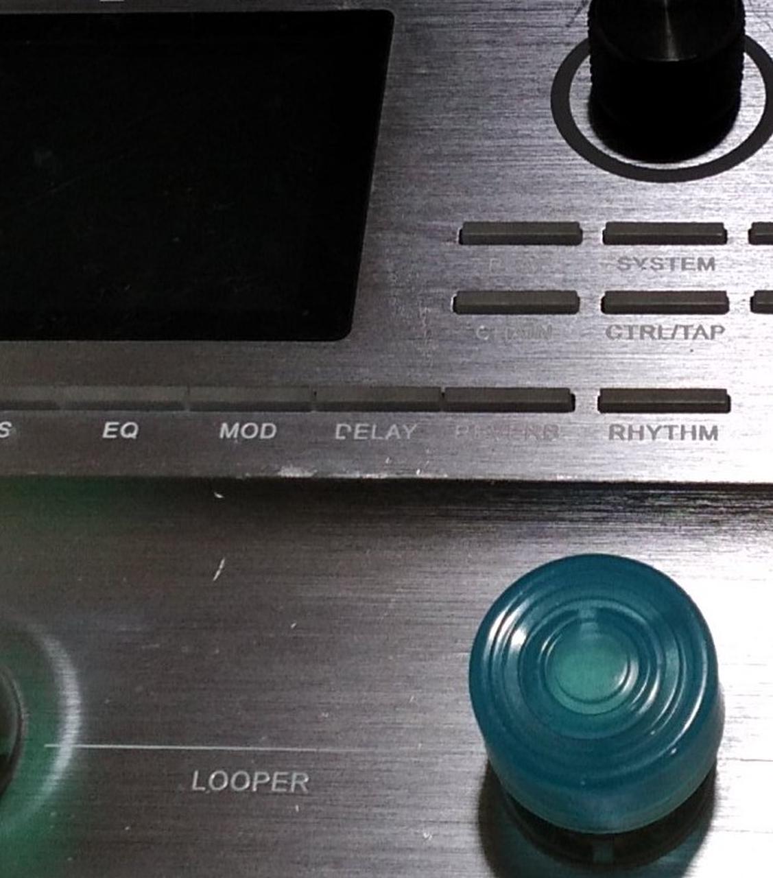 DELAYのDなど、一部文字塗装欠け有り