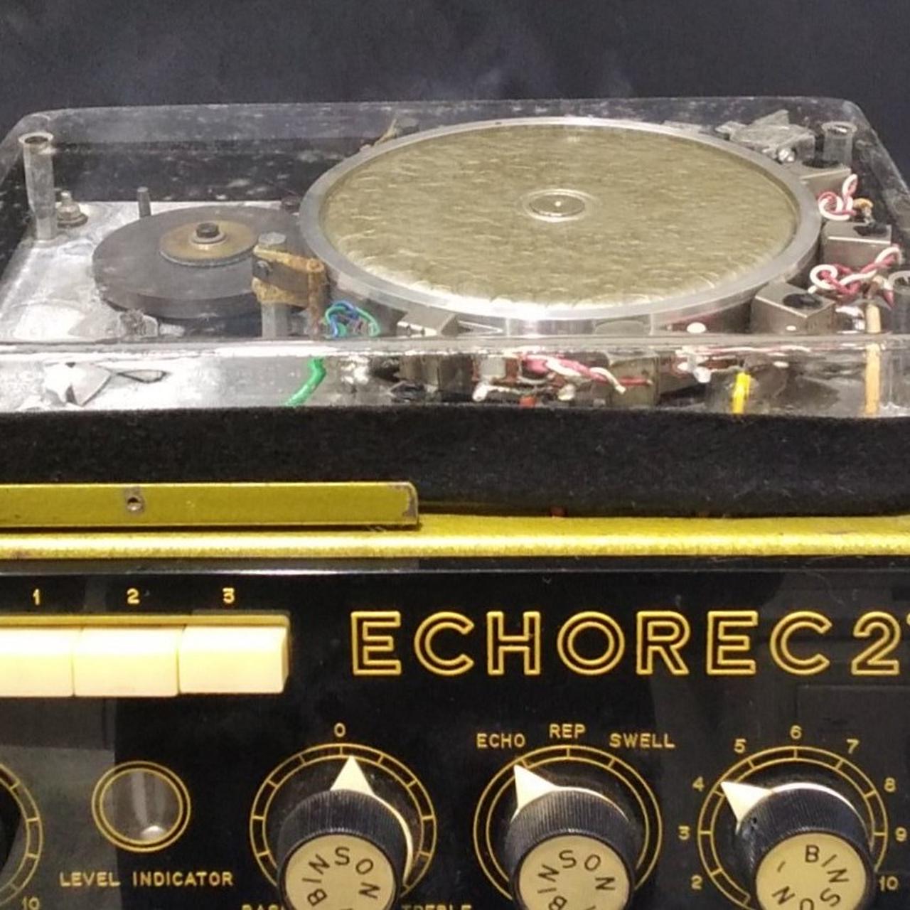 ケース内にカビ