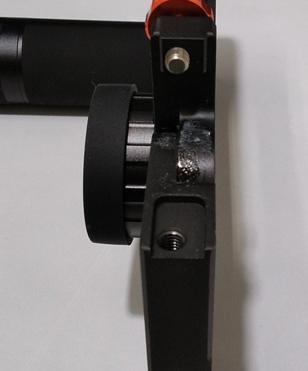 可動部にべたつき有り