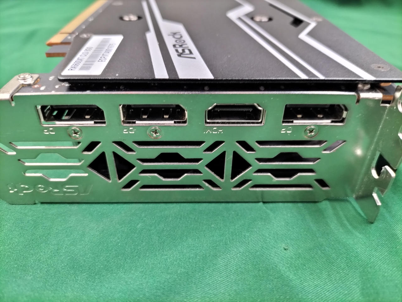 アスロック(ASROCK)|グラフィックボード|【ハードオフ公式通販】オフ