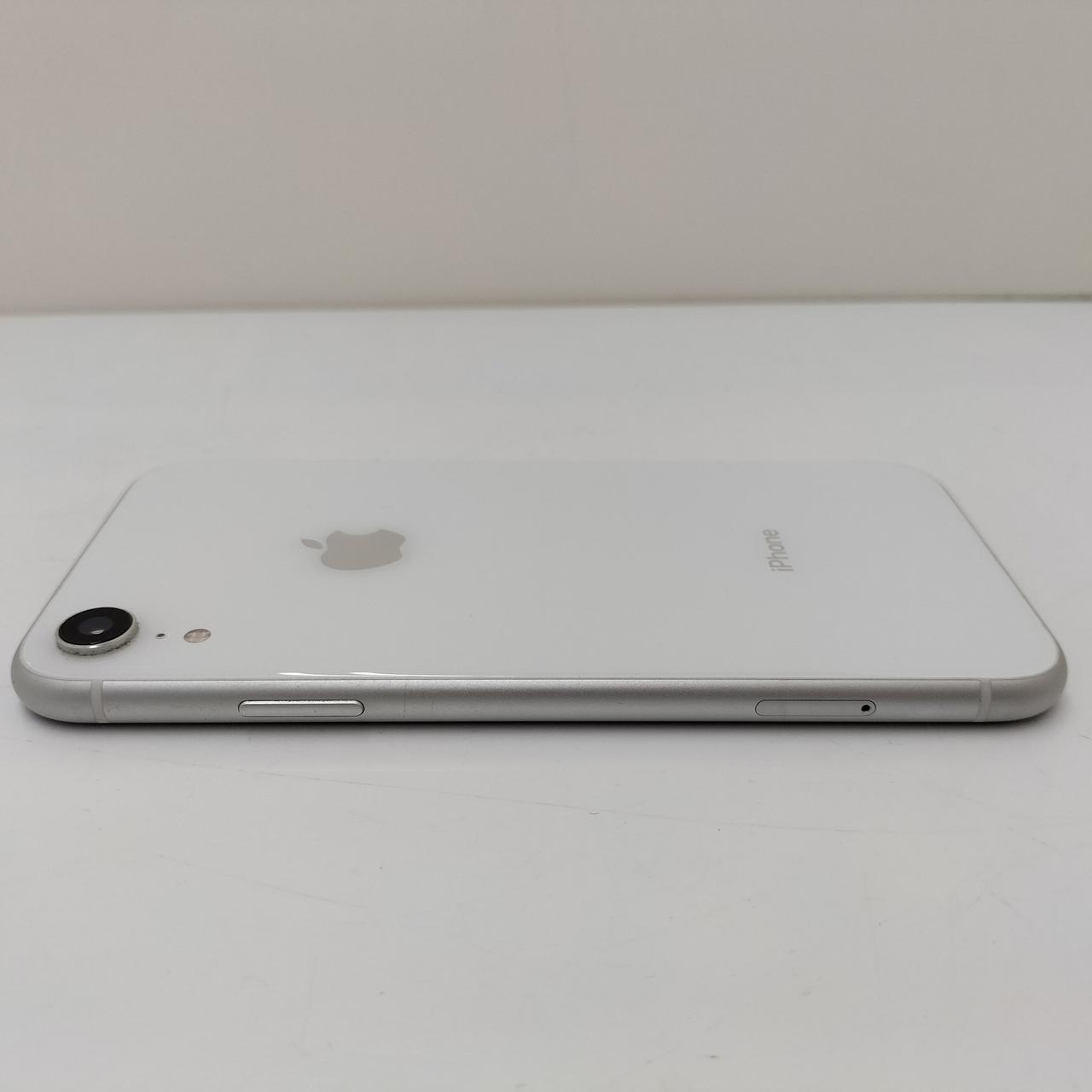iPhoneXR 本体 64GB ホワイト SIMロックなし iPhoneXRホワイト64GB SIMロックなし