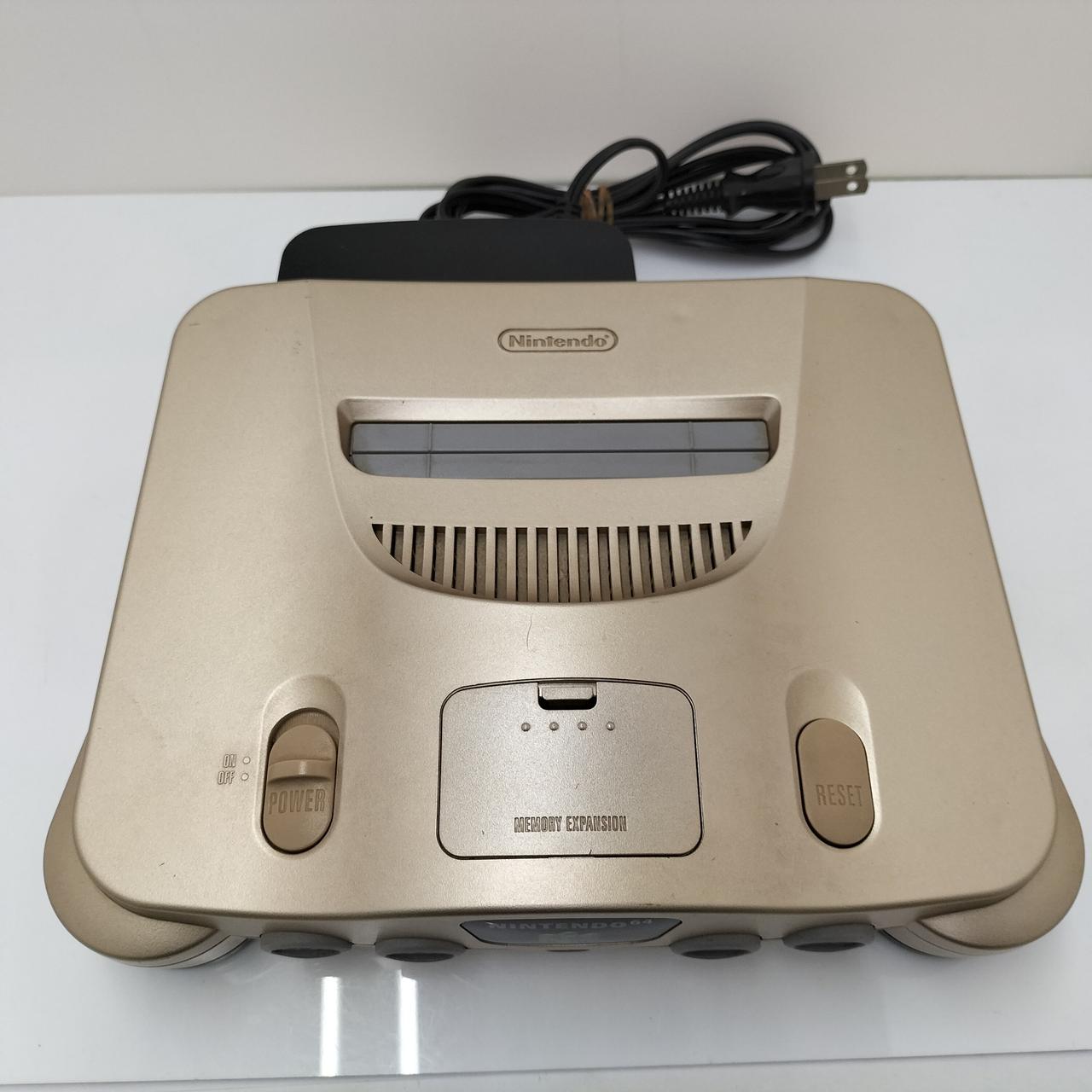 Nintendo 旧世代ゲーム機本体 NINTENDO 64 ゴールド Nintendo 64 N64 Console Gold Model Exclusive to Toys R Us in