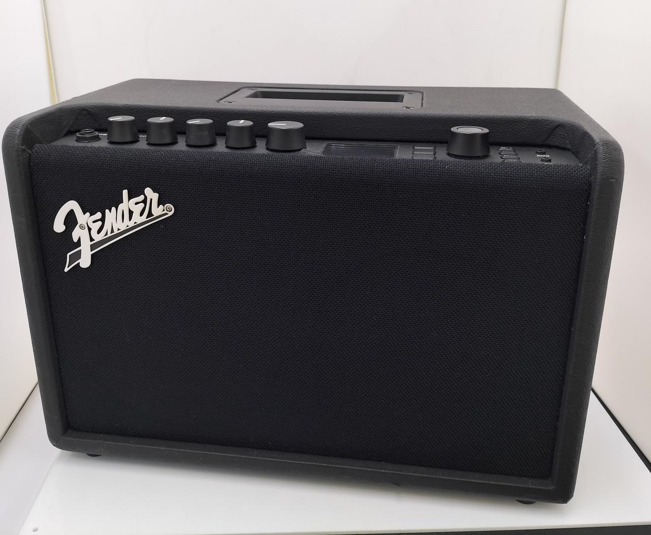 【美品】Fender スピーカー　MUSTANGGT40 Bluetooth対応 Amazon.com: Fender 2310100000 Mustang GT 40 Bluetooth