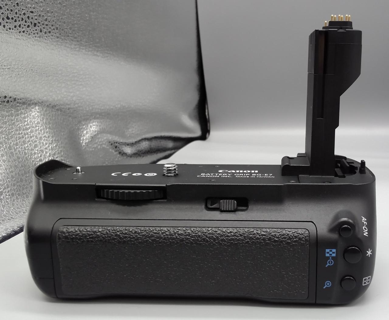 canon EOS30D ボディ&バッテリーグリップセット Canon - canon EOS30D ボディ&バッテリーグリップセットの通販