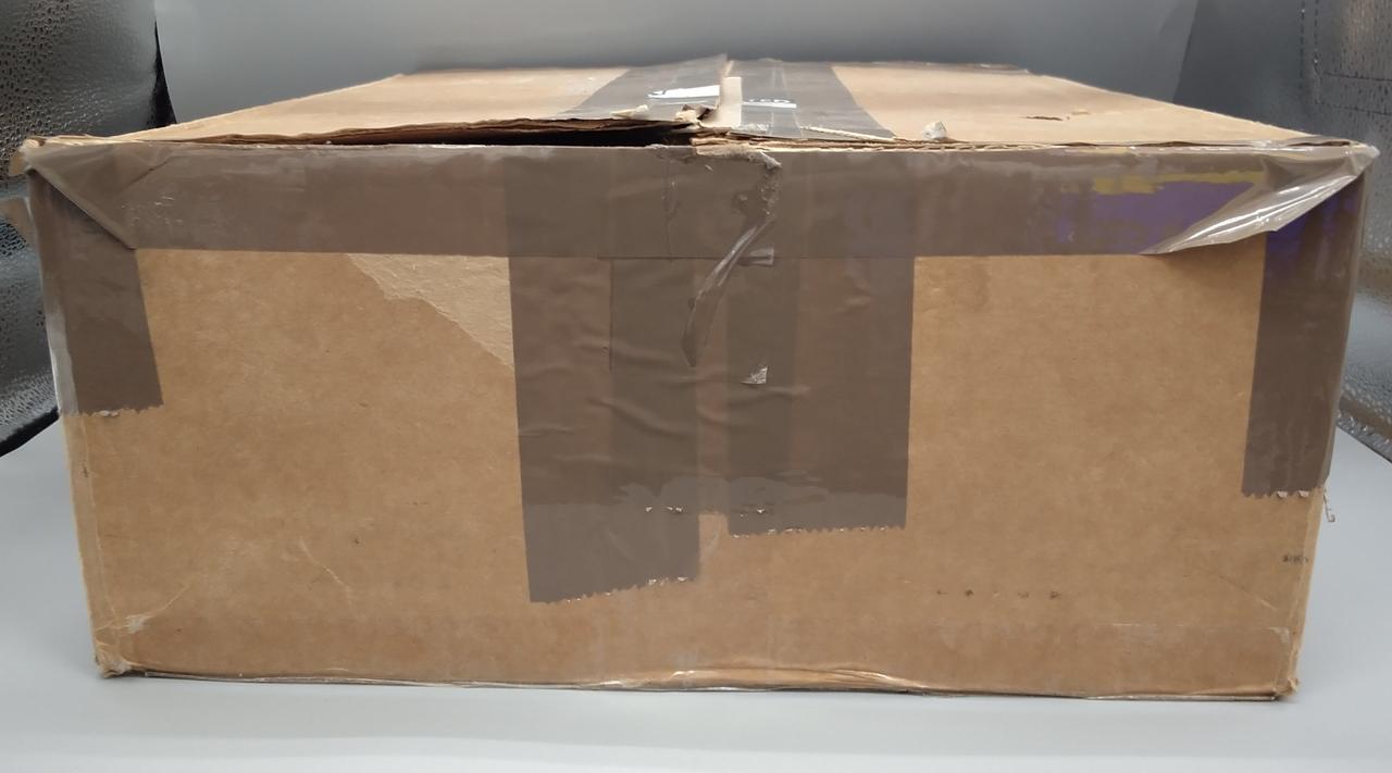 外箱イタミあり