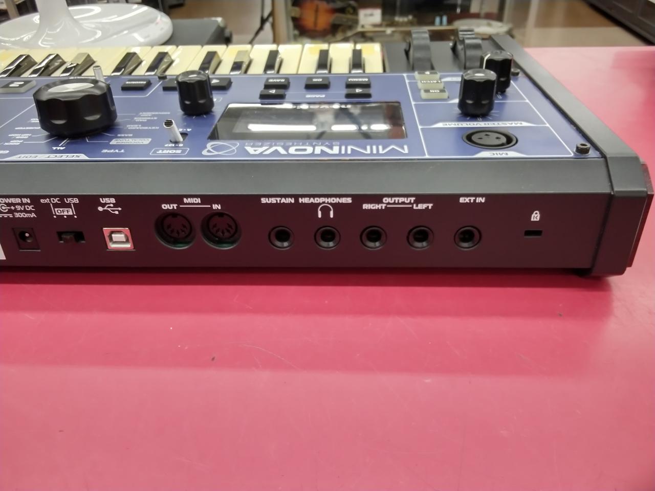 Novation MININOVA ジャンク Novation MININOVA ジャンク novation シンセサイザー MININOVA