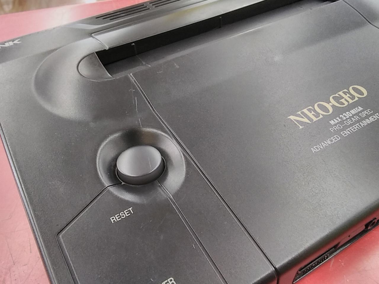 SNK NEO・GEO   未使用に近い SNK NEO GEO ネオジオ 本体＆コントローラーの買取実績 | 大阪