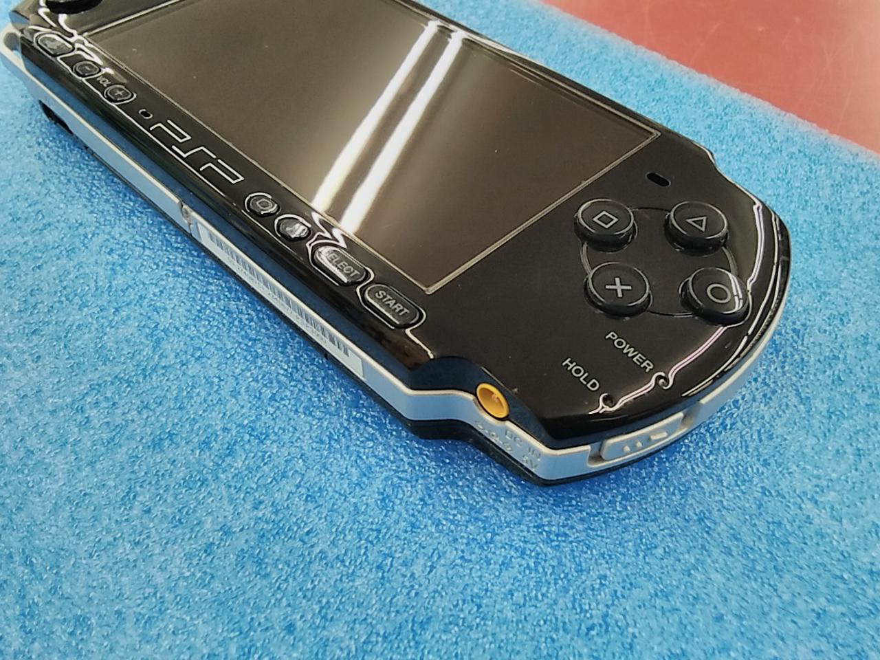 PSPと充電器とソフト SONY|PSP(純正バッテリー・充電器・メモリー付き)|HARDOFFオフ