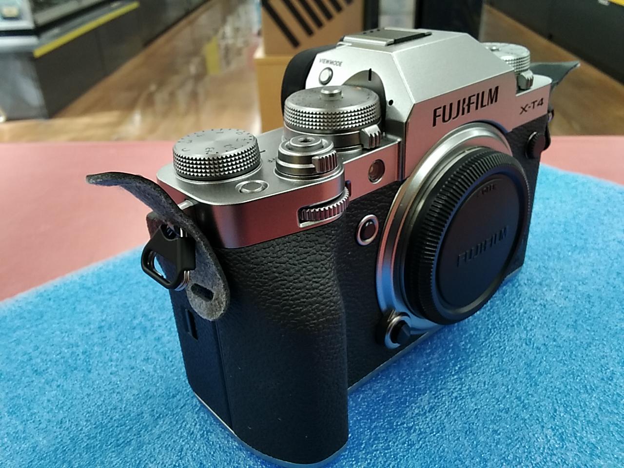 FUJIFILM|X-T4(ボディのみ)/BC-W235|HARDOFFオフモール（オフモ