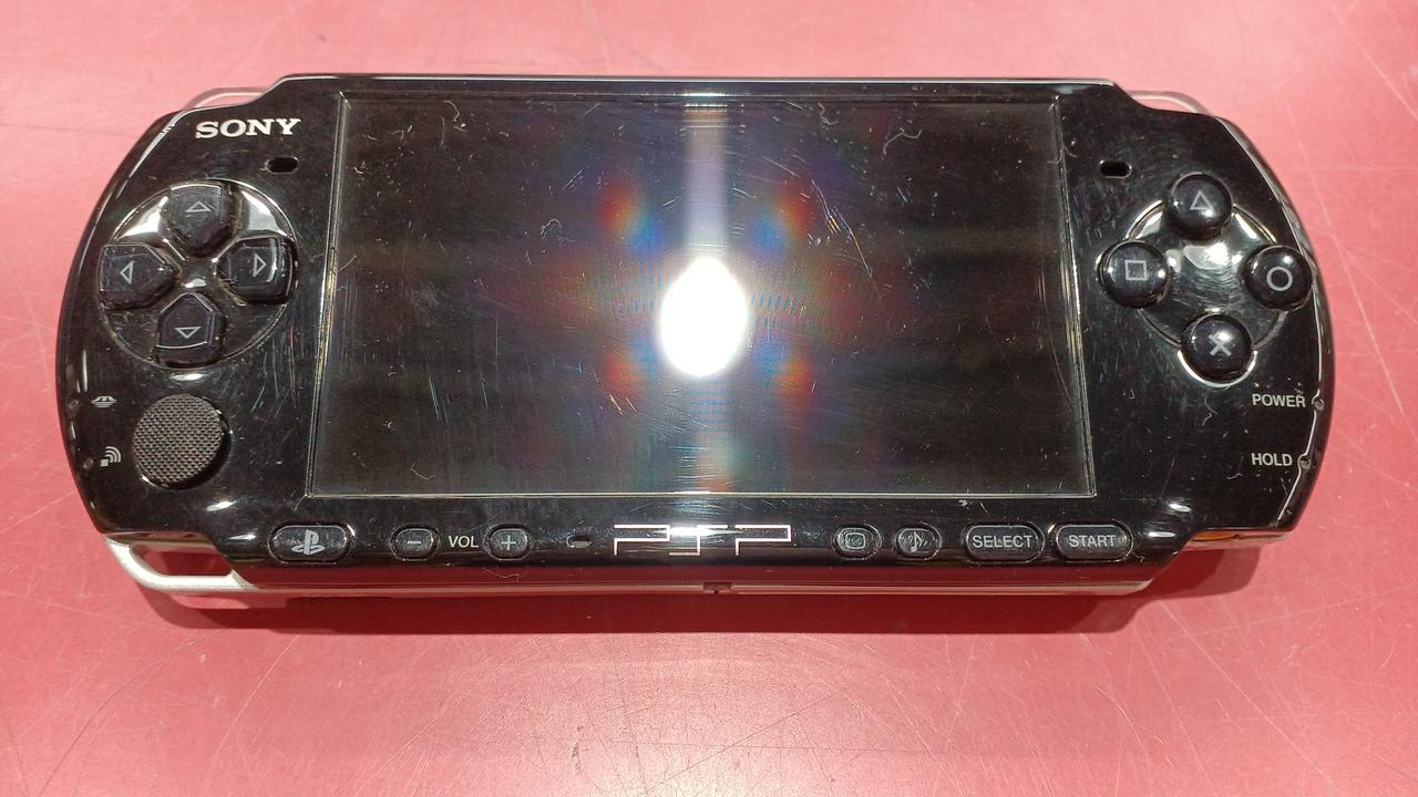 PSP-3000です。