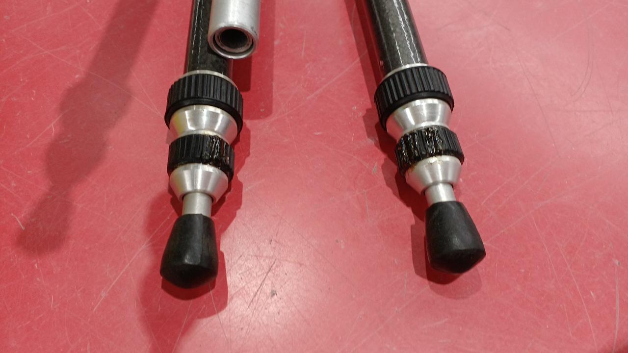 ラバー部分のベタつきあり